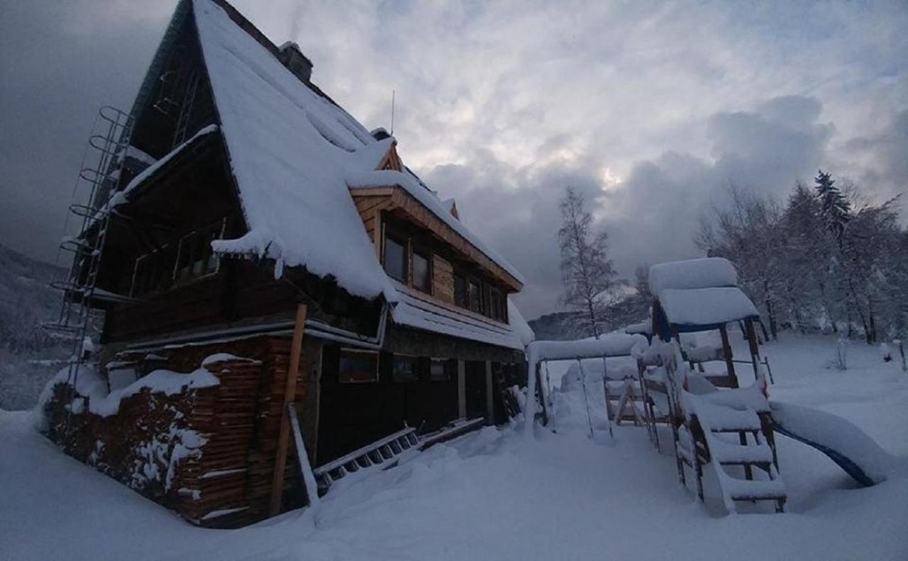 Hostel Bacowka Pttk Jaworzec Wetlina Exterior foto