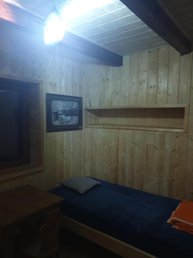 Hostel Bacowka Pttk Jaworzec Wetlina Exterior foto