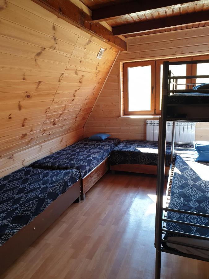 Hostel Bacowka Pttk Jaworzec Wetlina Exterior foto