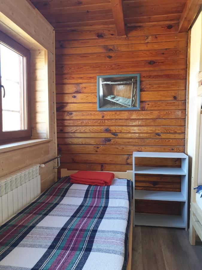 Hostel Bacowka Pttk Jaworzec Wetlina Exterior foto