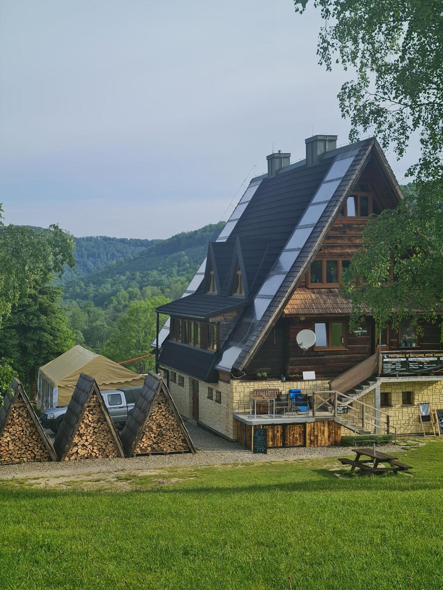 Hostel Bacowka Pttk Jaworzec Wetlina Exterior foto